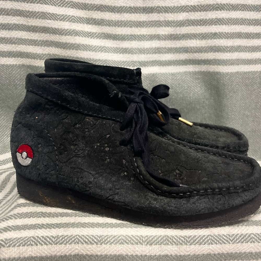 Clarks x Pokemon black wallabee boots - Picture 3 of 12